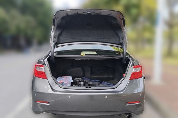 Used Toyota Camry 2012 Luxurious Edition 2.5HG Zunrui Trunk