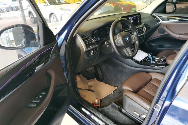 Used BMW iX3 2022 Leading Model