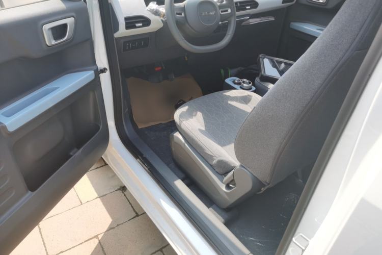 Used Geely Galaxy Panda 2024 Panda Mini 200km Endurance Bear