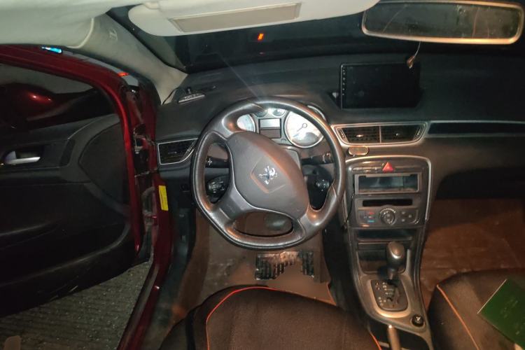 Used Peugeot 308 2013 1.6L Automatic YouShang Model Steering Wheel