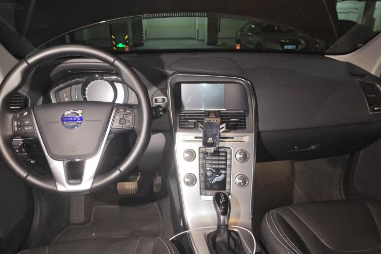 Used Volvo XC60 2017 T5 AWD Smart Range Edition