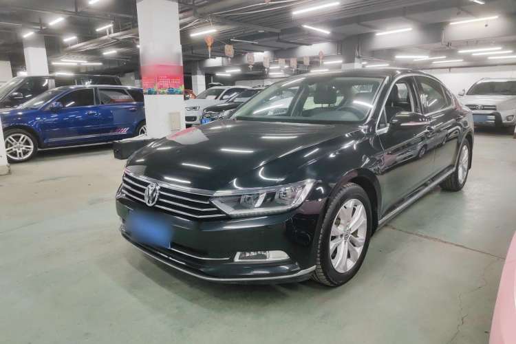 Used Volkswagen Magotan 2018 Facelift 330TSI DSG Luxury Model