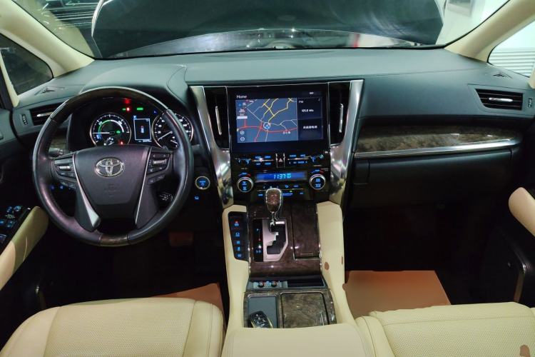 Used Toyota Vellfire 2023 Crown Dual-Engine 2.5L HV Ultimate Edition