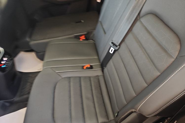 Used Volkswagen Talagon 2024 380TSI All-Wheel Drive Luxury Prestige Pro 7-Seater Interior 4