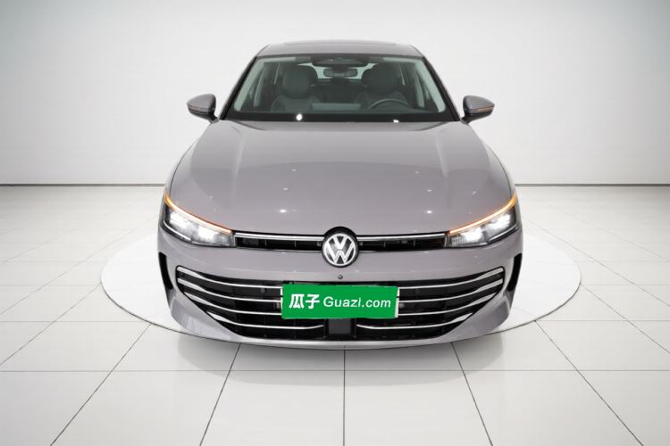 Used Volkswagen Passat 2025 Pro 380TSI Dragon Supreme Edition Front