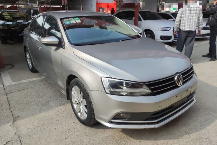 Used Volkswagen Sagitar 2015 1.6L Manual Fashion Edition
