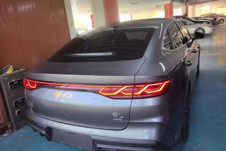 Used BYD Qin L 2025 DM-i Smart Drive 120KM Leading Model