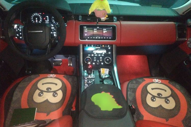 Used Land Rover Range Sport 2019 3.0 L6 HSE DYNAMIC Interior 2