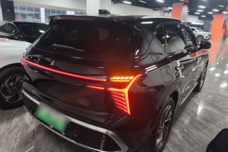 Used Hongqi HS3 PHEV 2024 PHEV 115km Jingwei Edition Rear Right 45 Deg