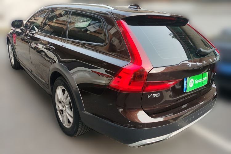 Used Volvo V90 2017 Cross Country T5 AWD Smart Range Edition