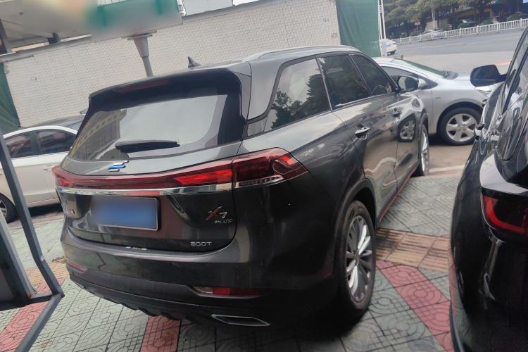 Used CHANGAN OSHAN X7 PLUS 2022 1.5T Blue Whale Edition Automatic Prestige Version Exterior 4