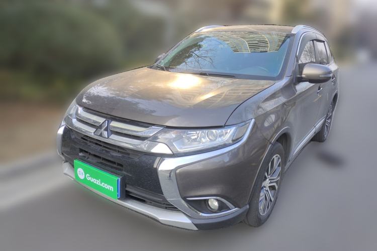 Used Mitsubishi Outlander 2017 2.0L Two-Wheel Drive Glory Edition 5 Seats