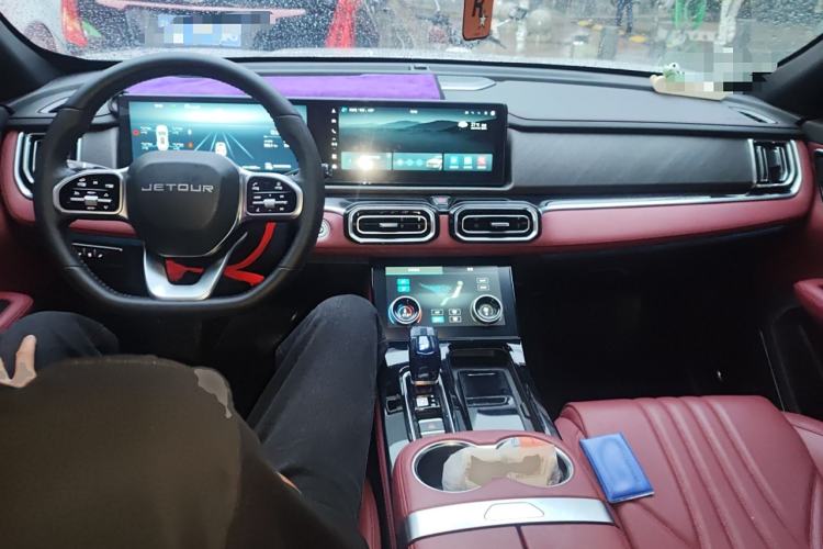 Used JETOUR X70 PLUS 2025 1.5T Luxury Dynamic Edition 5 Seats