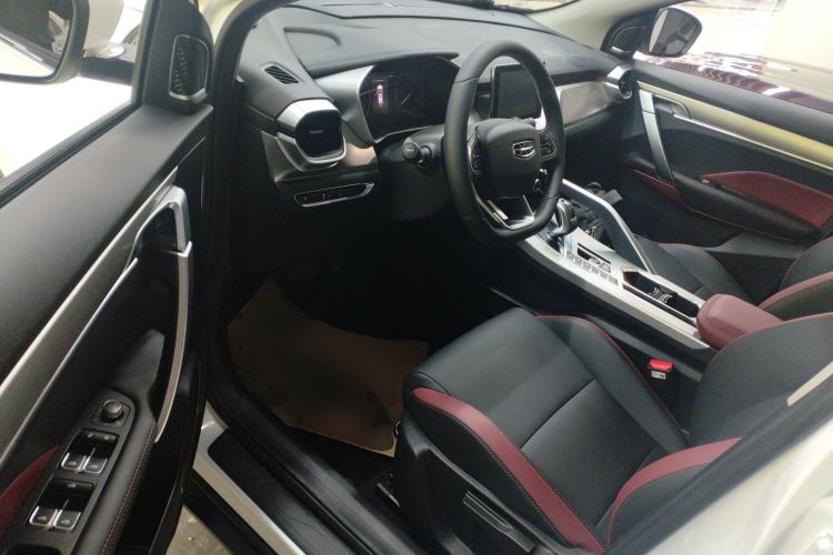 Used Geely Auto Coolray 2020 Facelift 240T DCT Hunter