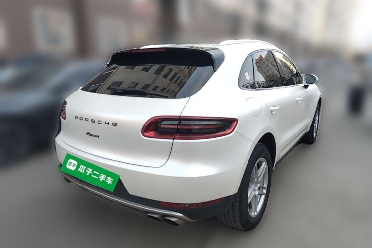 Used Porsche Macan 2014 Macan 2.0T Rear Right 45 Deg