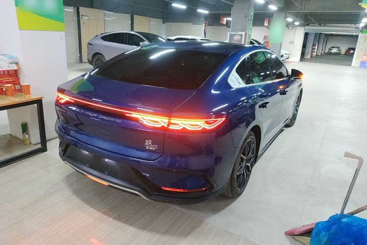 Used BYD Han 2022 EV Genesis Edition 610KM All-Wheel Drive Premium Model
