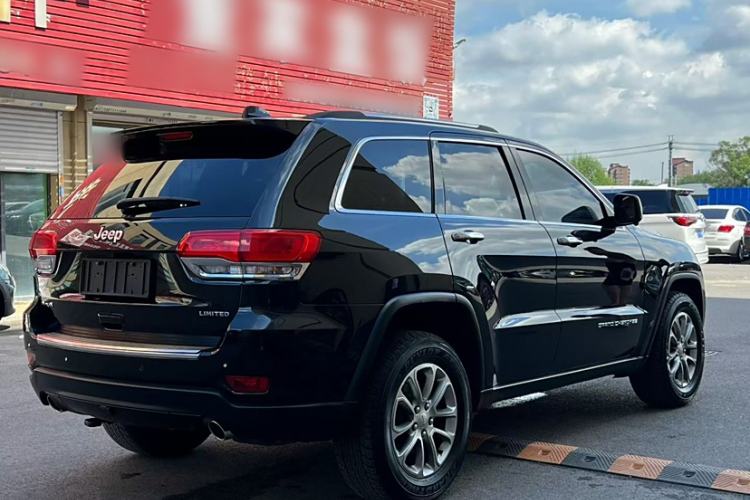 Used Jeep Grand Cherokee 2015 3.0L Comfort Navigation Edition