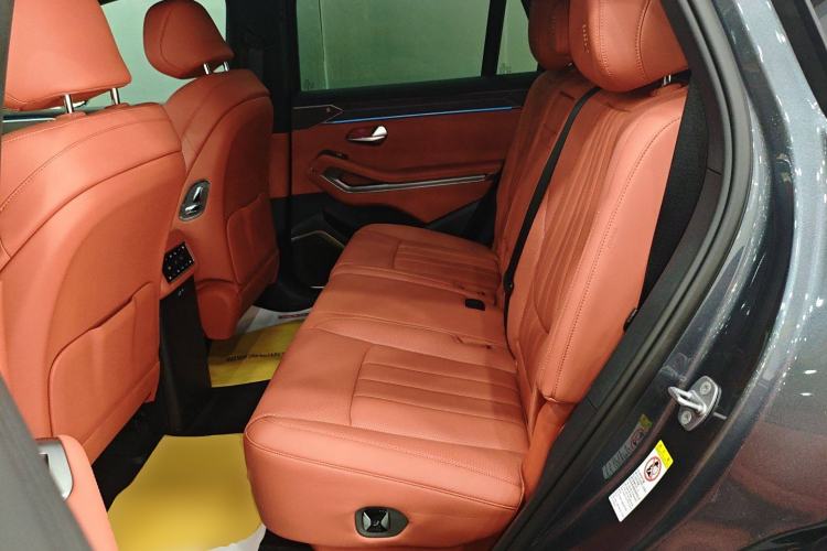 Used BYD Tang L 2025 EV 600KM All-Wheel-Drive LiDAR Flagship Model Interior 4