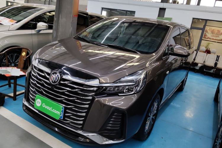 Used Buick GL8 2023 Land Executive Class Comfort Model