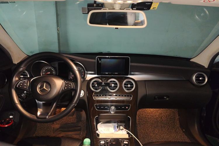 Used Mercedes-Benz C-Class 2015 Facelift C 180 L