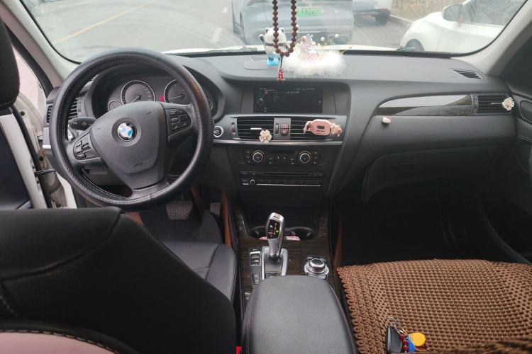 Used BMW X3 2013 Facelifted xDrive20i Luxury Edition Center Console