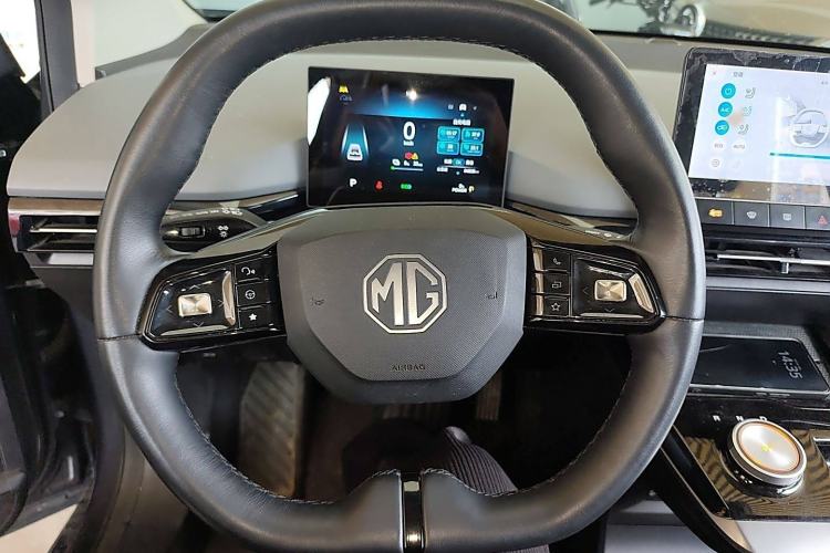 Used MG 4 EV 2022 520 km Flagship Edition
