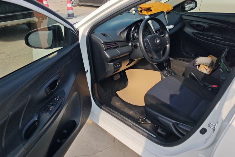 Used Toyota YARiS L Zhi Xuan 2016 Revised 1.5E CVT Charming Edition