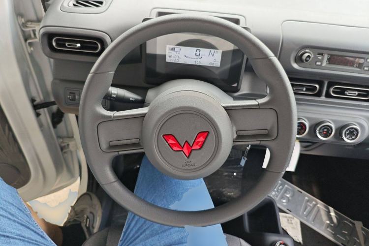 Used Wuling Zhiguang New Energy 2025 Comfort Model
