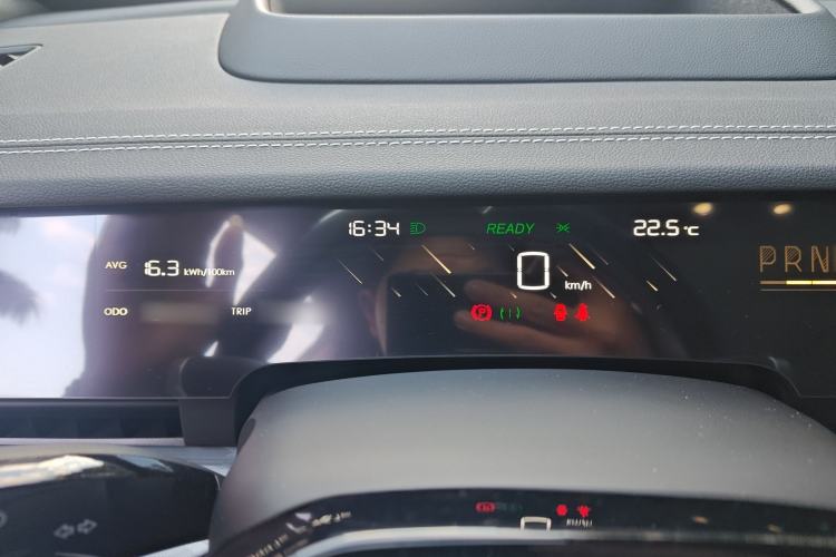 Used NETA S 2022 Pure Electric 715 km Range Rear-Wheel Drive Mid-Range Version Instrument Cluster