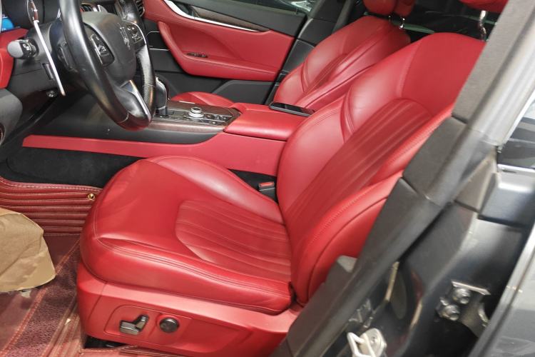 Used Maserati Levante 2016 3.0T Standard Edition Left Front Seat