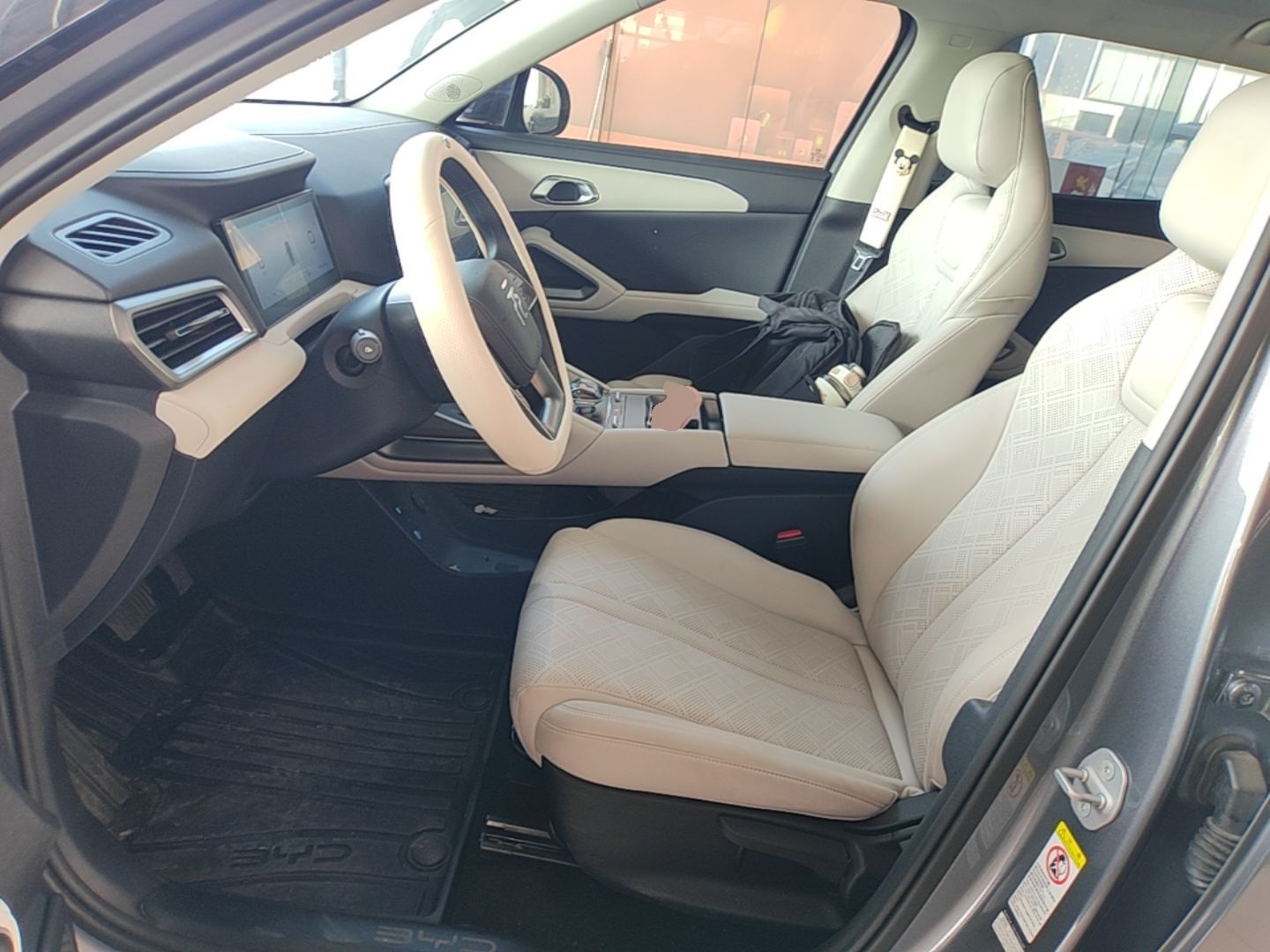 BYD Yuan UP 2024 401 km Active Version — снимка 17