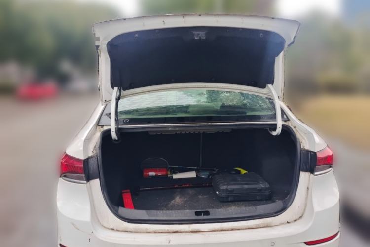 Used Buick GT 2019 15T Dual-Clutch Connected Elite Model China VI Trunk