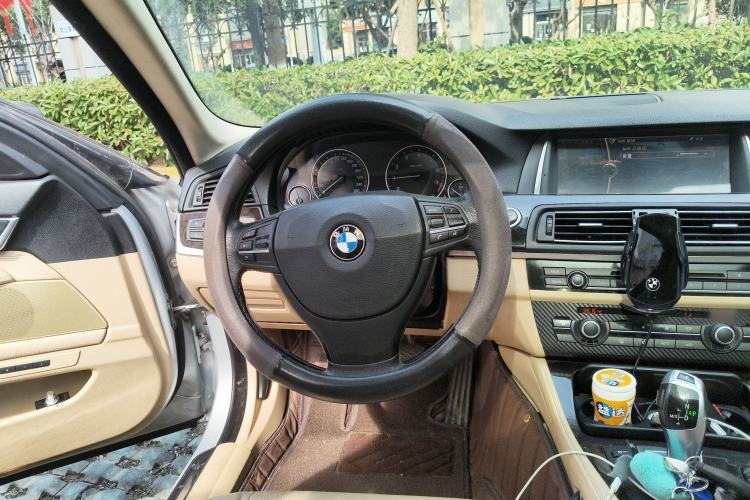 Used BMW 5 Series 2012 523Li Luxury Model
