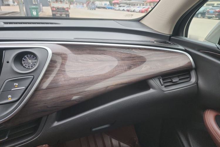 Used Buick Envision 2016 20T Two-Wheel-Drive Elite Model
