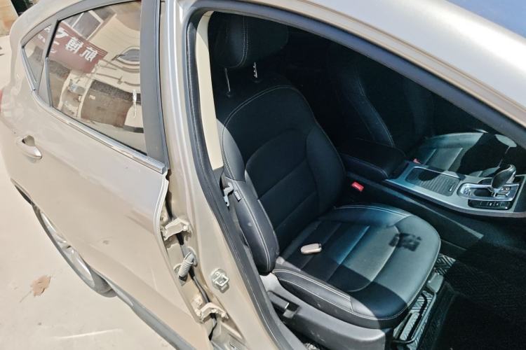 Used Geely Auto Emgrand GS 2016 Sport Edition 1.3T Automatic LingShang Model Right Front Seat