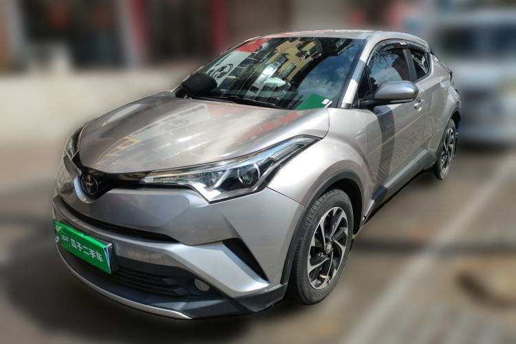 Used Toyota IZOA 2018 2.0L Yichi Edition China V Standard
