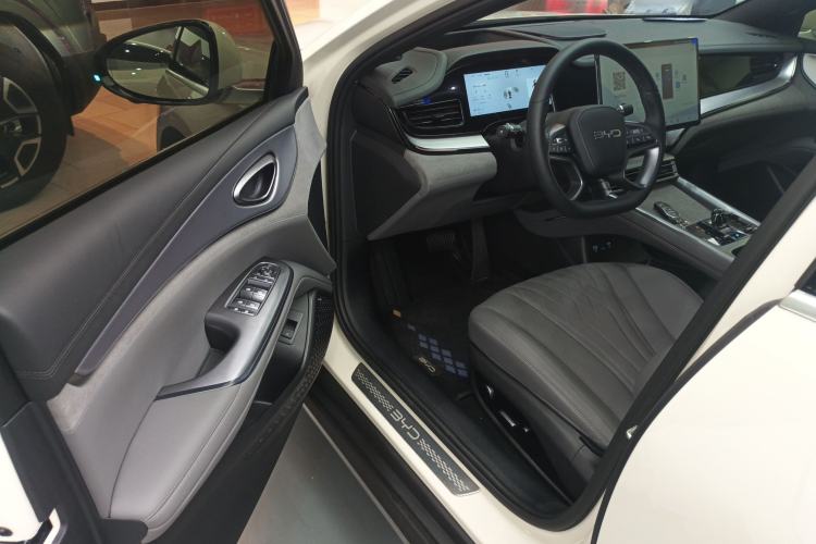 Used BYD Seal 07 DM-i 2025 DM-i 1.5L 125km Prestige Model Driver Seat