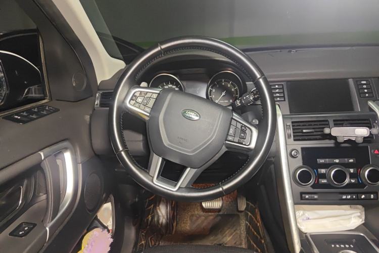 Used Land Rover Discovery Sport 2016 2.0T SE
