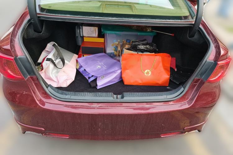 Used Toyota Reiz 2012 2.5V Fengdu Elite Stylish Edition Trunk