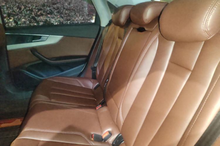 Used Audi A4L 2018 30th Anniversary Edition 30 TFSI Ambition Model