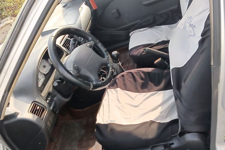 Used Suzuki Lingyang 2012 1.3L Base Version
