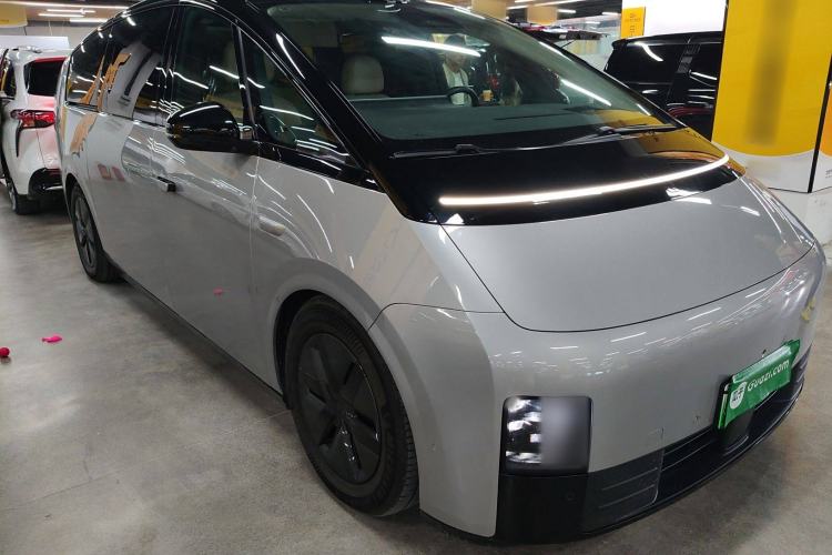 Used Li Auto MEGA 2024 Ultra Model