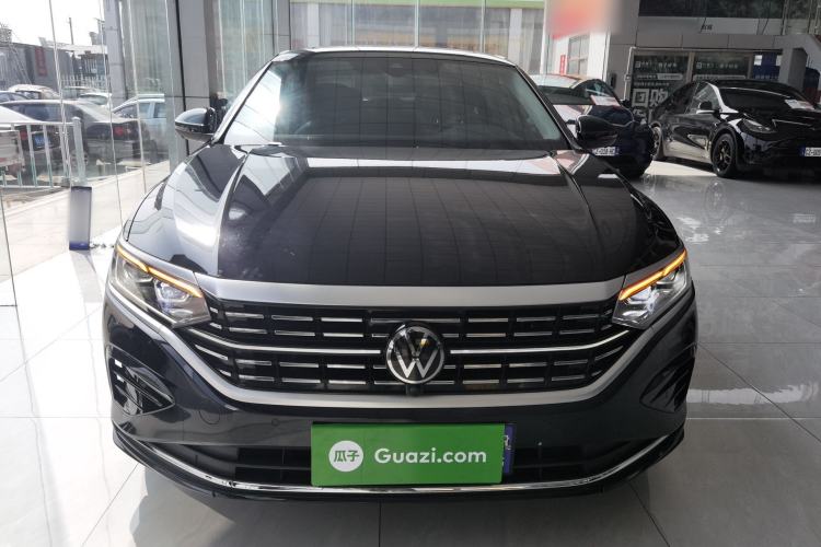 Used Volkswagen Passat 2024 380TSI Dragon Glory Edition
