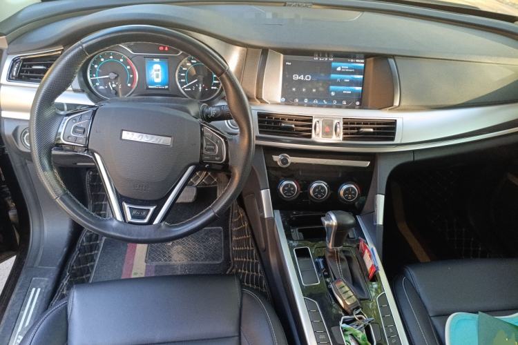 Used Haval H7 2019 2.0T Enjoyment Model China VI Standard Center Console