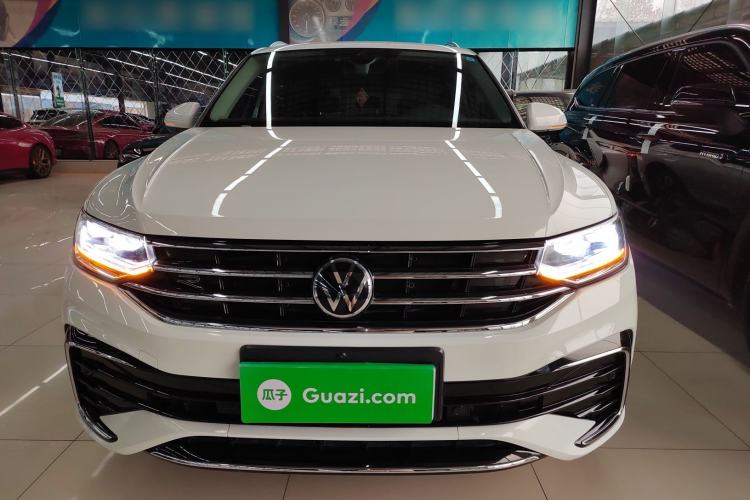 Used Volkswagen Tiguan L 2023 330TSI Automatic Two-Wheel Drive R-Line Enjoyment Edition
