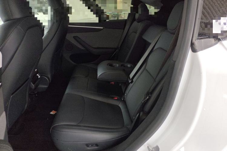 Used Tesla Model Y 2025 Rear-Wheel-Drive Version