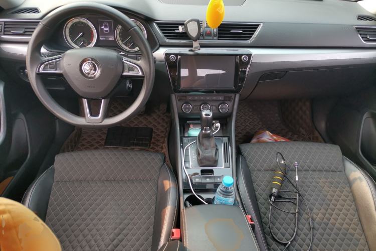 Used Skoda Superb 2018 TSI280 DSG Comfort Edition China V Standard Center Console