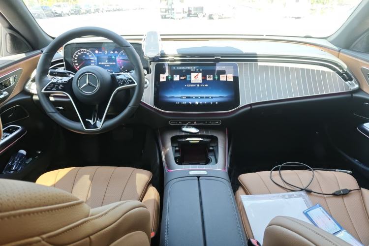 Used Mercedes-Benz E-Class 2025 E 300 L Stylish Model Center Console
