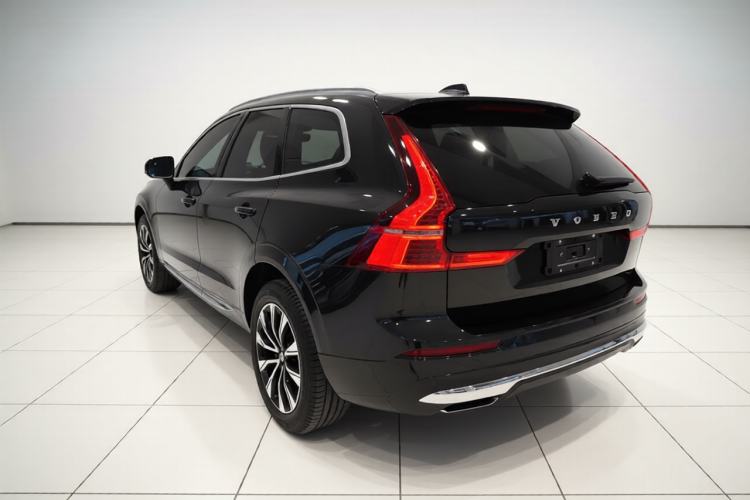 Used Volvo XC60 2024 B5 4x4 Smart Luxury Edition