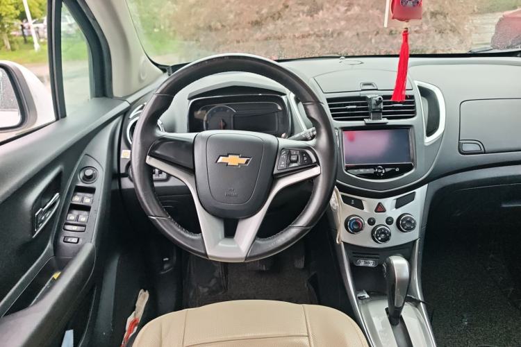 Used Chevrolet Trax 2016 1.4T Automatic Two-Wheel Drive Luxury Version Steering Wheel